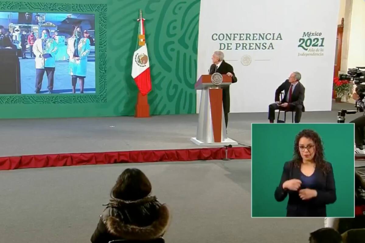 Transmiten en "La Mañanera" arribo de nuevo cargamento de vacunas