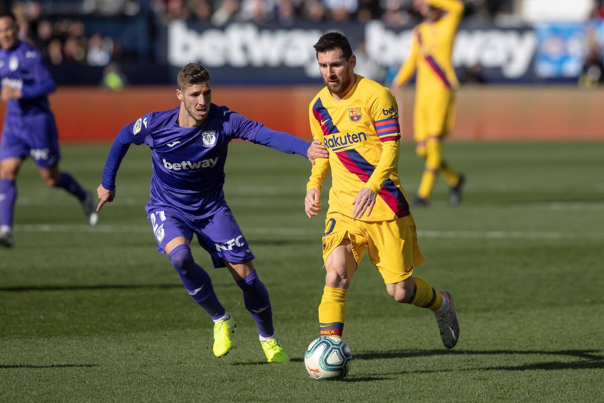 Javier Aguirre y Leganés lo intentan, pero caen ante el Barcelona
