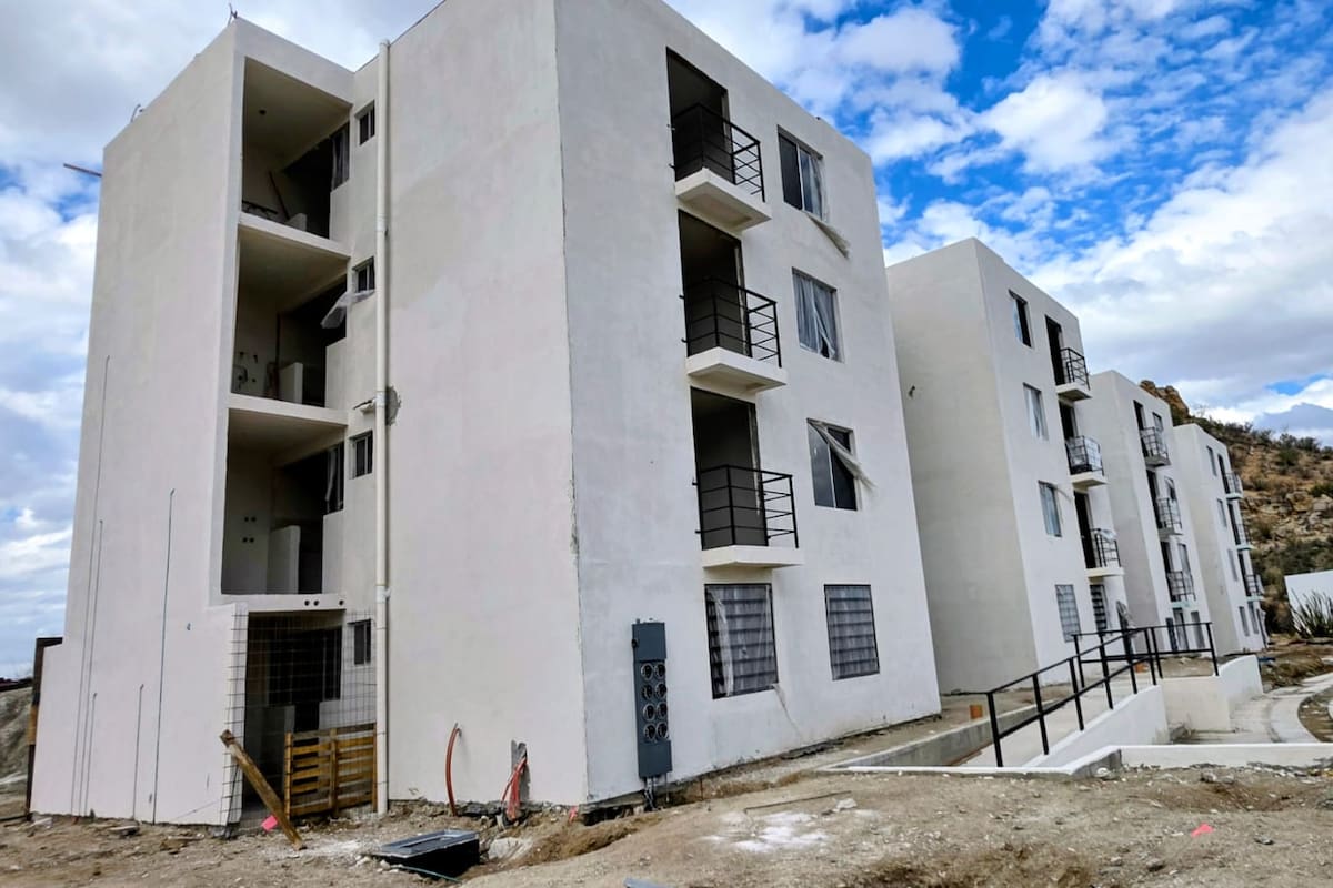 Alfonso Durazo prevé concluir alrededor de 29 mil casas al terminar su gobierno como parte de Vivienda para el Bienestar, que contempla desarrollos en 12 municipios de Sonora