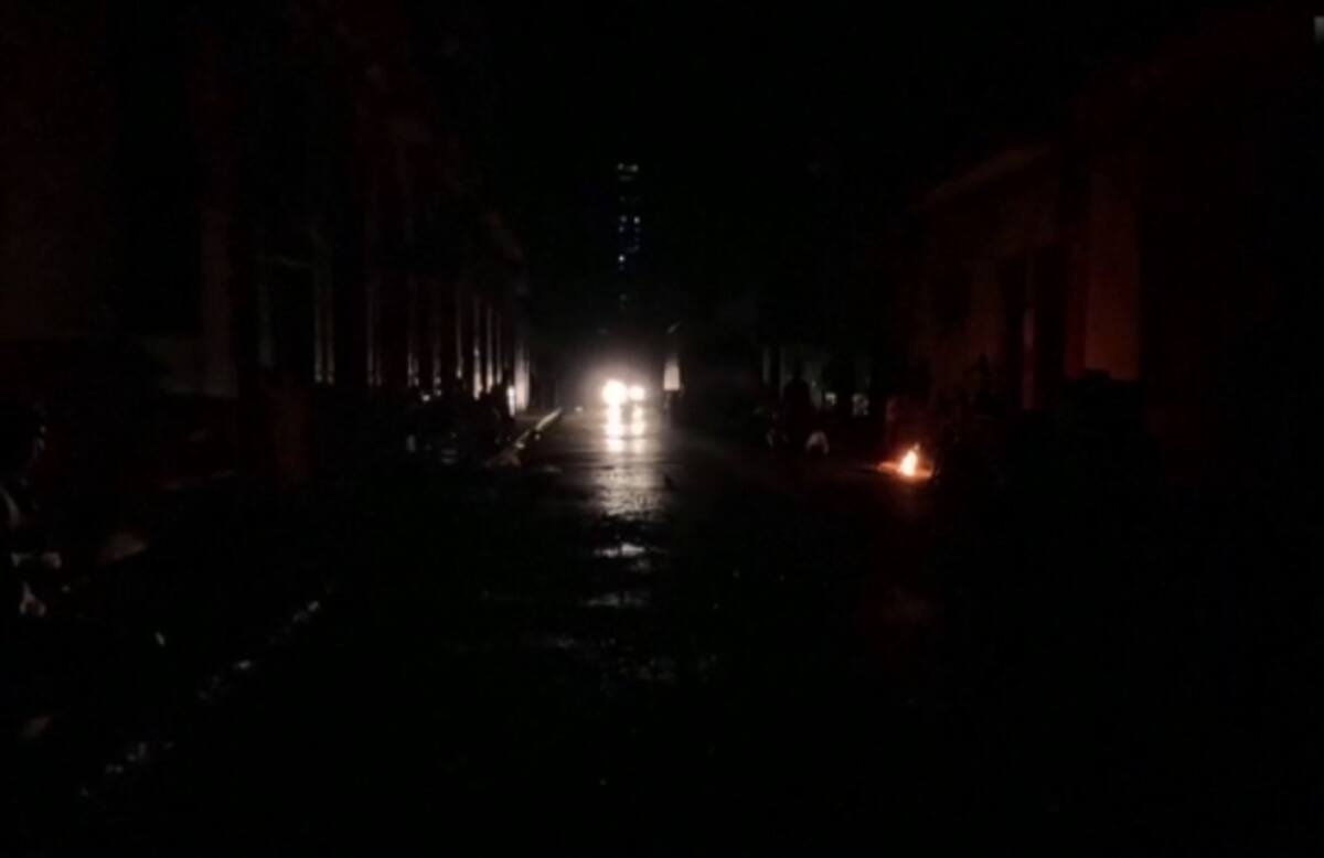 Calles de La Habana, Cuba, en oscuridad. / CNN