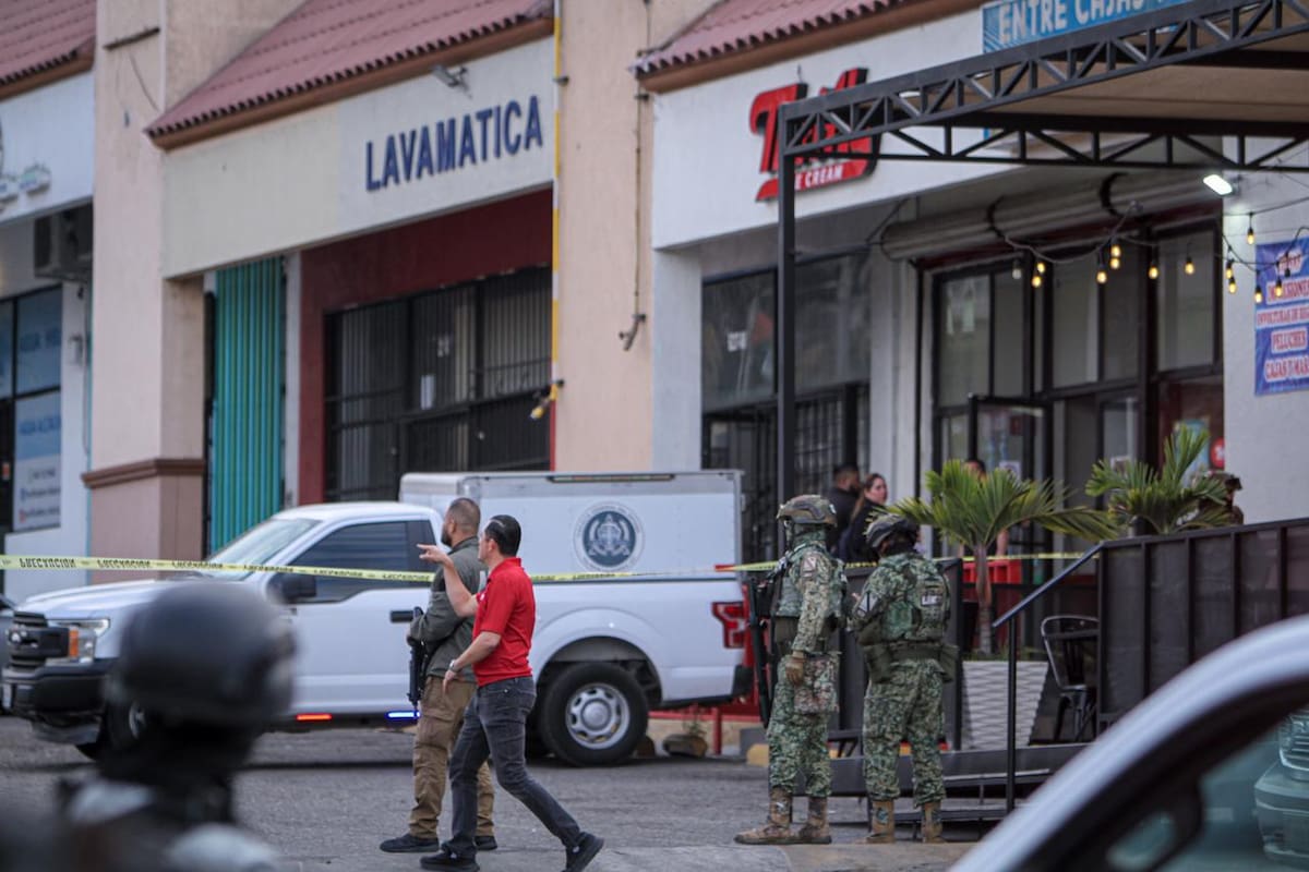 Un hombre fue asesinado a balazos dentro de una nevería en Jardines de Agua Caliente; el agresor huyó en motocicleta tras el ataque ocurrido la tarde del viernes 3 de abril. Foto: Border Zoom
