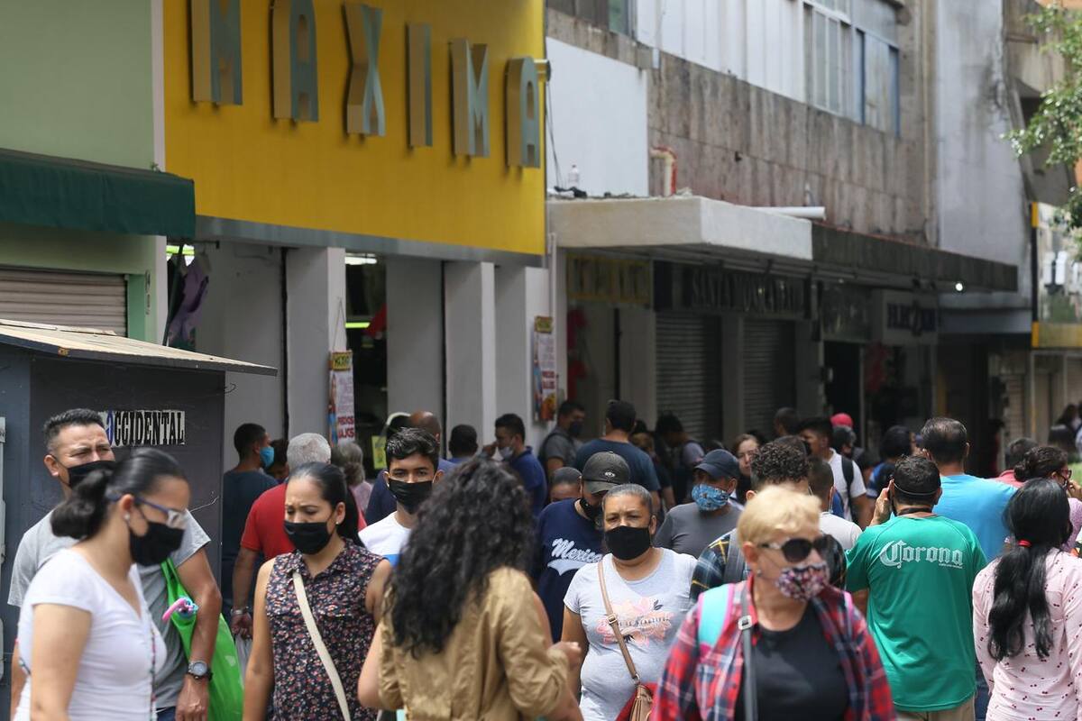 Exhorta IMSS a no “subirse a la tercera ola” de covid