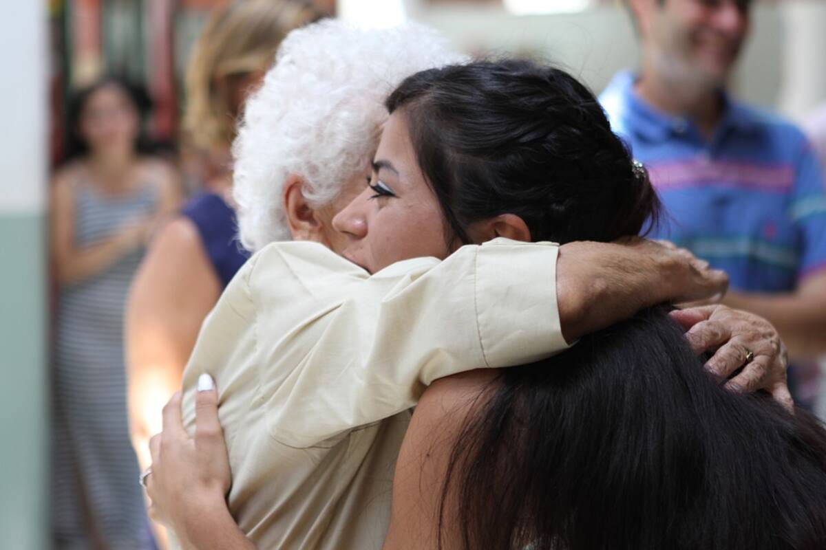 Día de las Madres: IMSS da recomendaciones para festejar a mamá de forma sana y segura