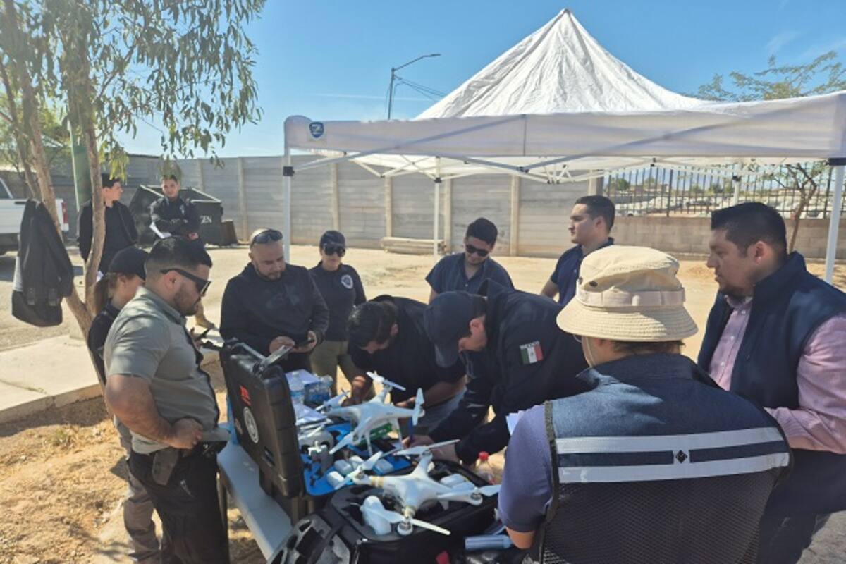 Agentes de investigación reciben capacitación en manejo de drones para búsqueda de desaparecidos