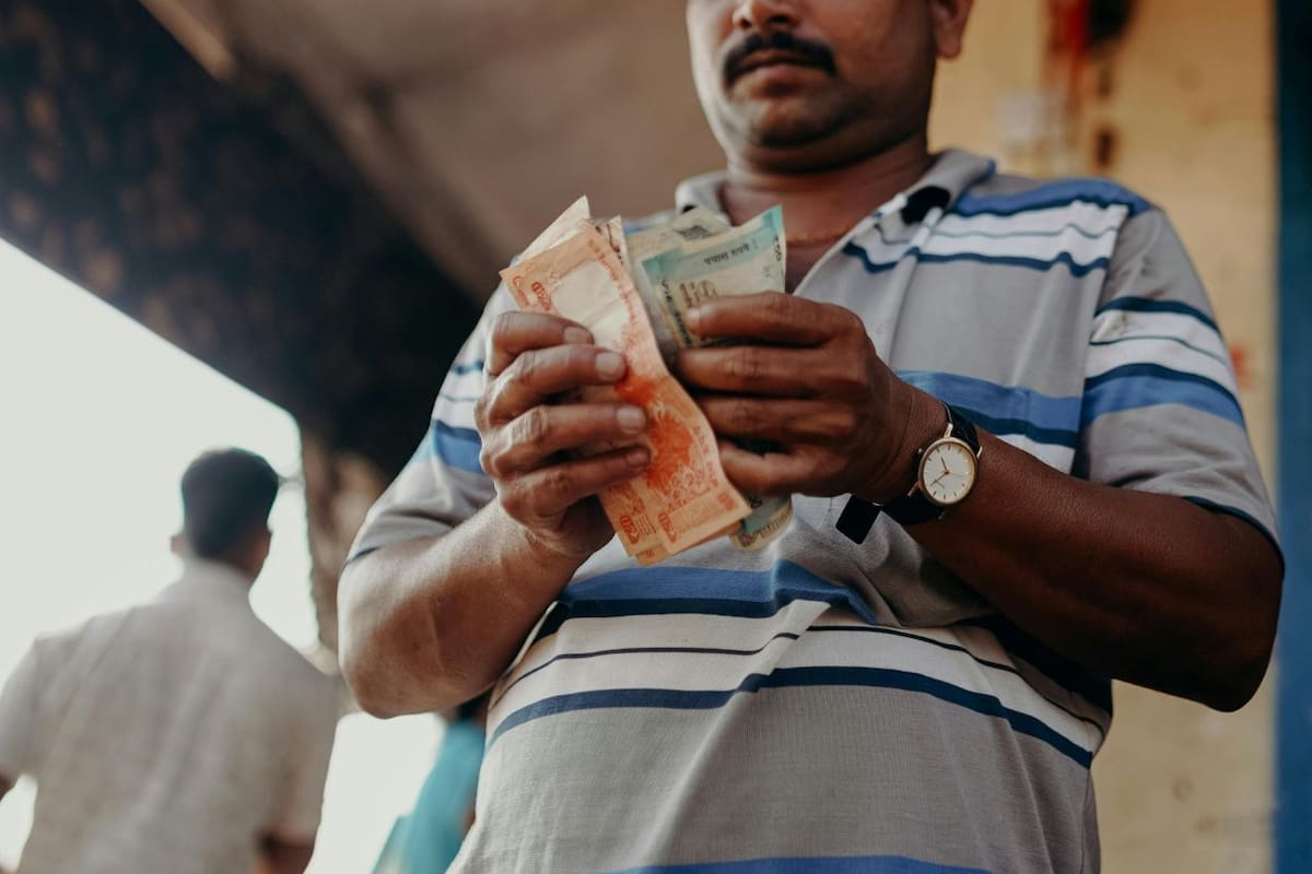 El Crédito del Bienestar ofrece préstamos accesibles a personas de bajos recursos y microempresarios.