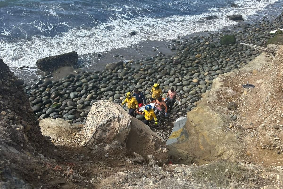 Muere surfista ahogado en playas de El Sauzal