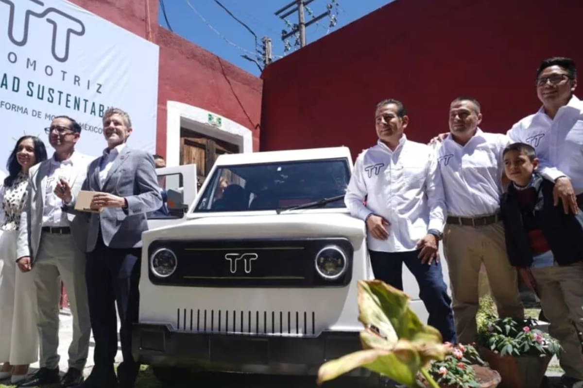Una empresa de Tlaxcala presentó un auto eléctrico de 90 mil pesos que se carga en un enchufe de casa y ofrece hasta 250 kilómetros por carga, una propuesta pensada para calles de barrio mientras el proyecto federal Olinia sigue sin fecha de lanzamiento