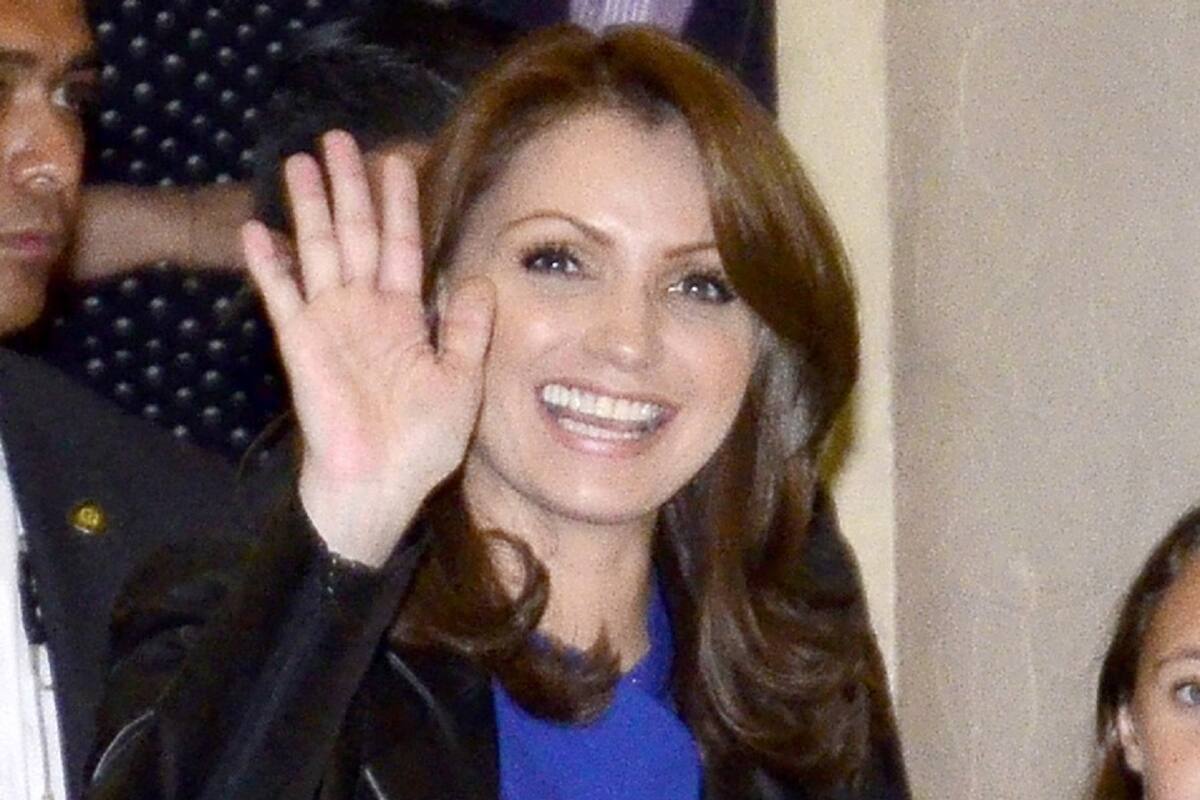 Angélica Rivera se declara “enamorada”