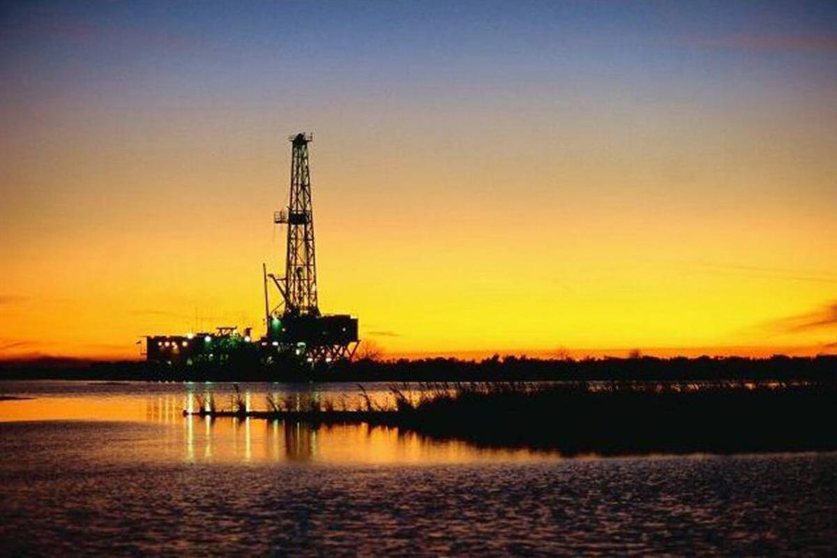 Fitch ve incertidumbre en sector energía mexicano pero también recuperación