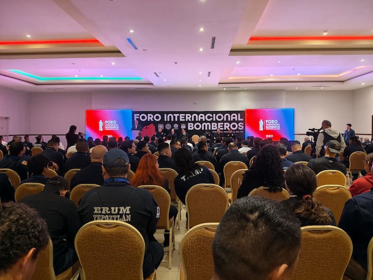 Bomberos de San Luis Río Colorado participan en Foro Internacional en Hermosillo