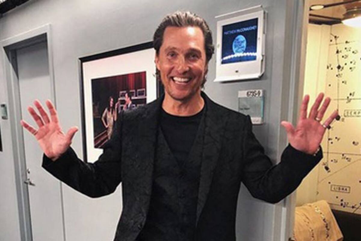Regala Matthew McConaughey 80 mil máscaras a trabajadores sanitarios, policías y bomberos