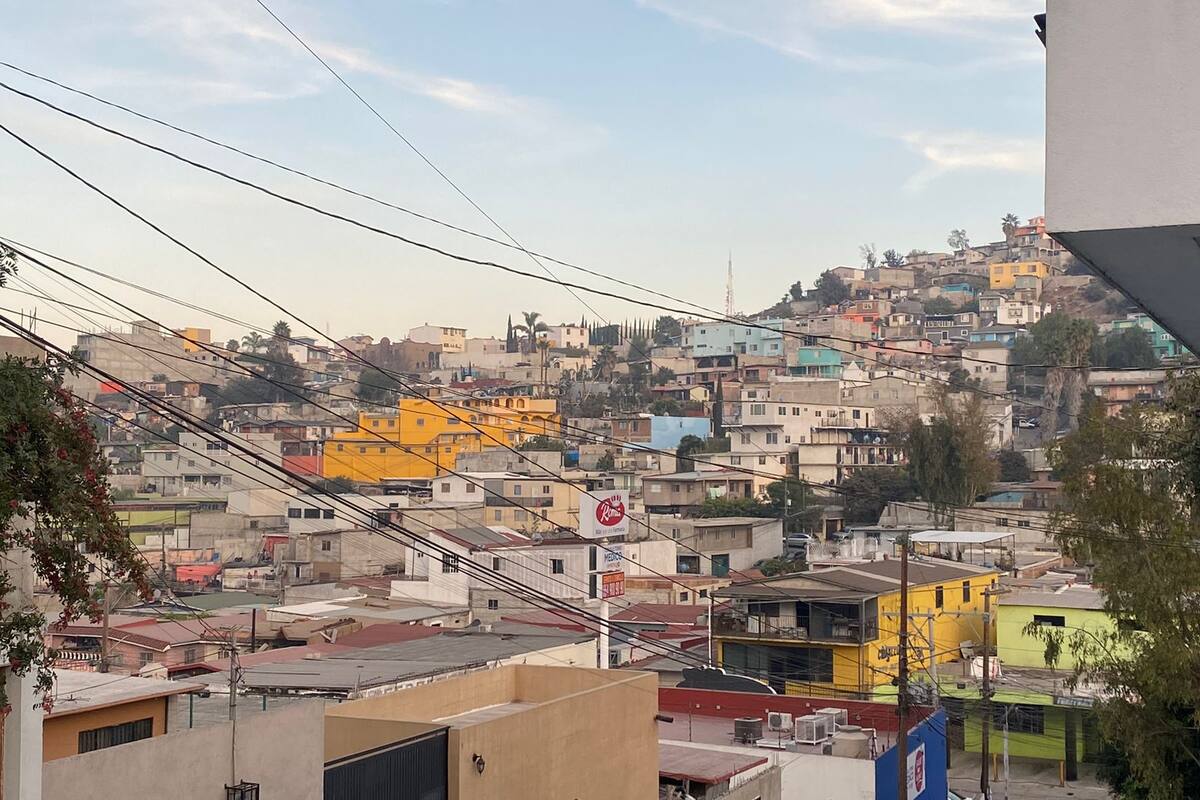 Reportan faltas de luz en Camino Verde