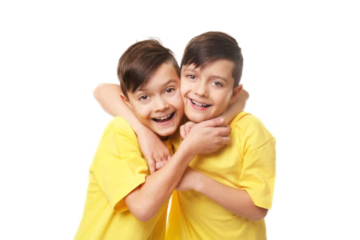 ¿Cuáles son los desafíos de no fomentar la individualidad entre hermanos gemelos?