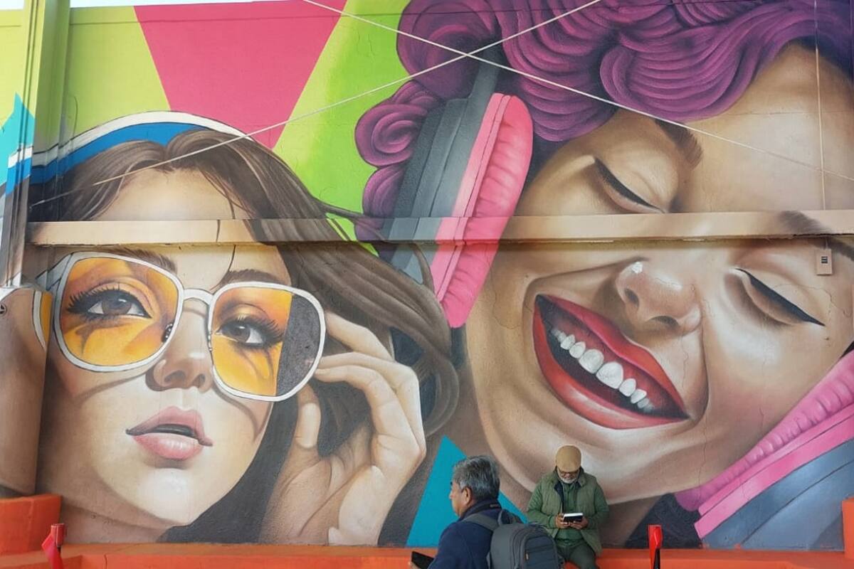 Imjuv rehabilita su explanada con inauguración de murales