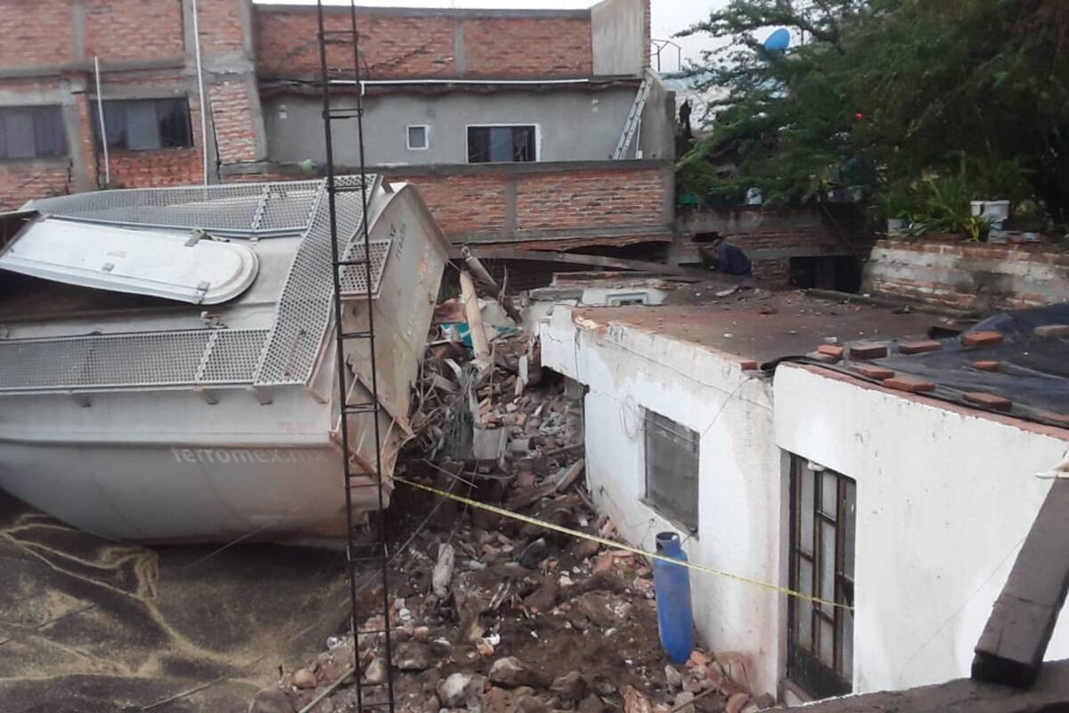 Tres heridos y un muerto al descarrilar tren en Tala, Jalisco