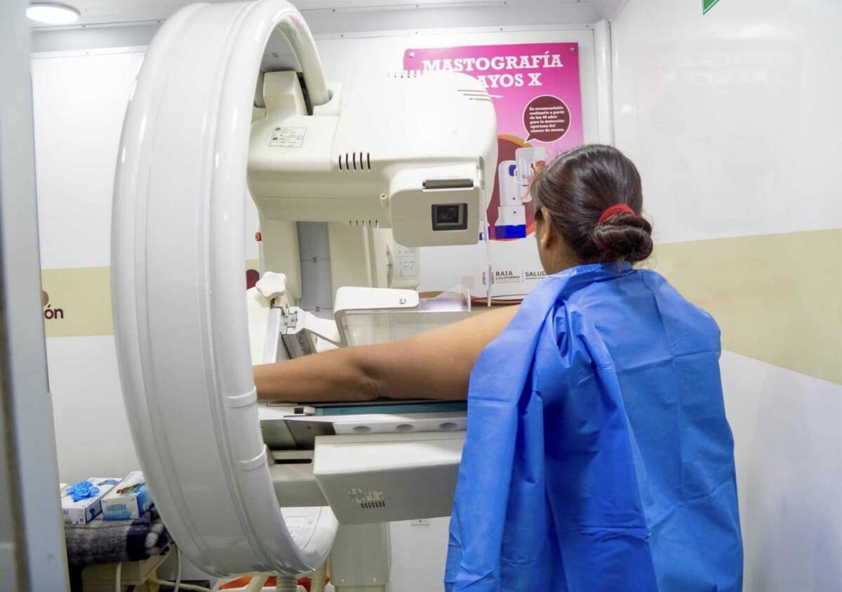 La ruta de prevención y diagnóstico del cáncer de mama incluye la distribución de 10 mil vales para la realización de mastografías. Foto: Cortesía