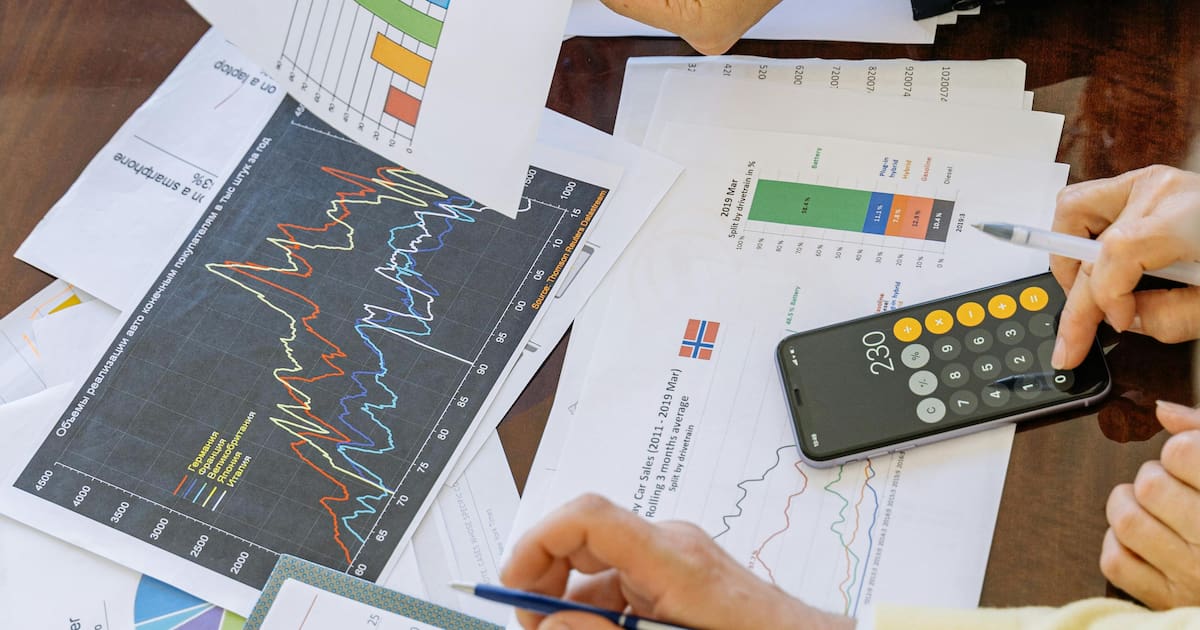 ¡Impulsa tus Finanzas! Estrategias Inteligentes para Invertir Poco y Obtener Ganancias, Según un Experto Argentino