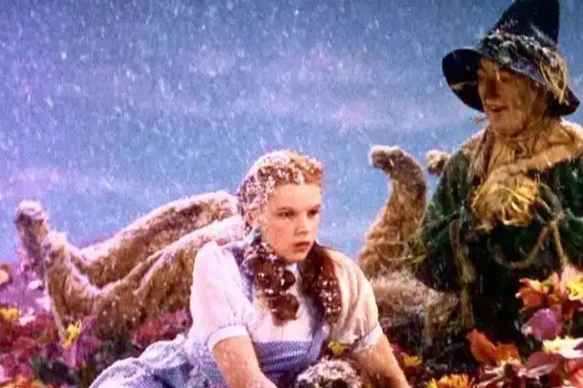 Así fue como hicieron la nieve en la película ‘El Mago de Oz’