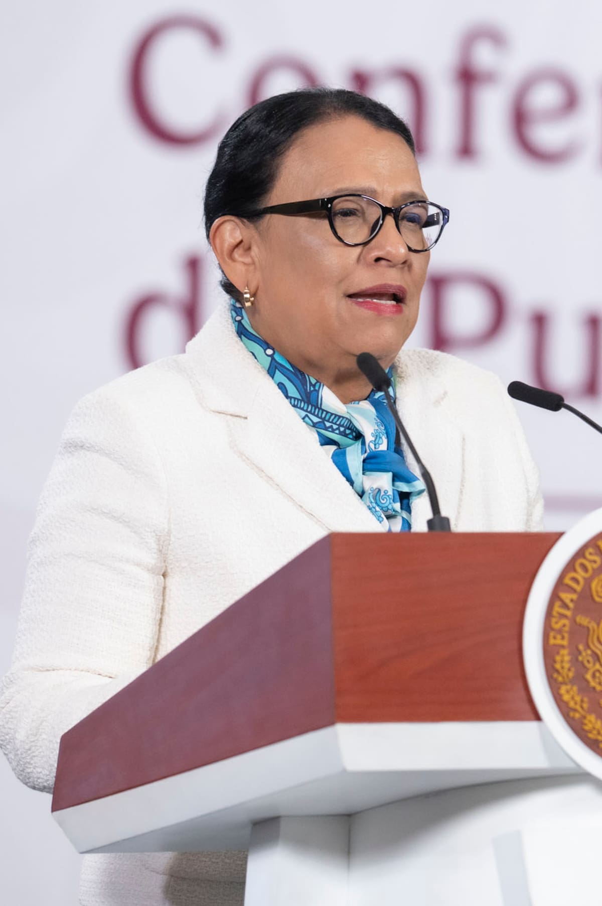 Cuauhtémoc, Ciudad de México, México, 27 de marzo de 2026. Conferencia de prensa matutina, “Conferencia del Pueblo” en el Salón Tesorería de Palacio Nacional. Rosa Icela Rodríguez Velázquez, secretaria de Gobernación. | Foto: Saúl López / Presidencia