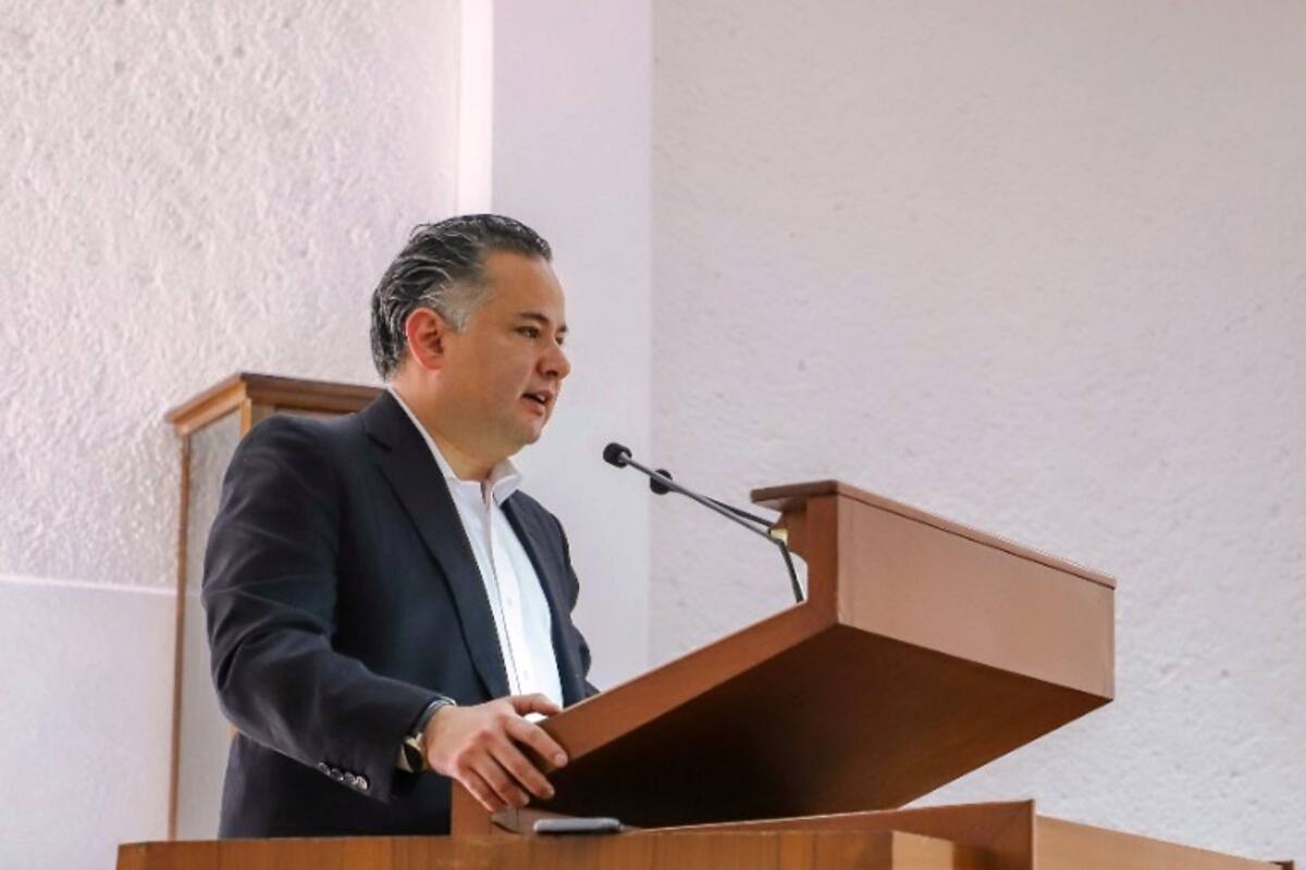 Santiago Nieto Castillo descarta ir por gubernatura de Querétaro; se queda en la UIF