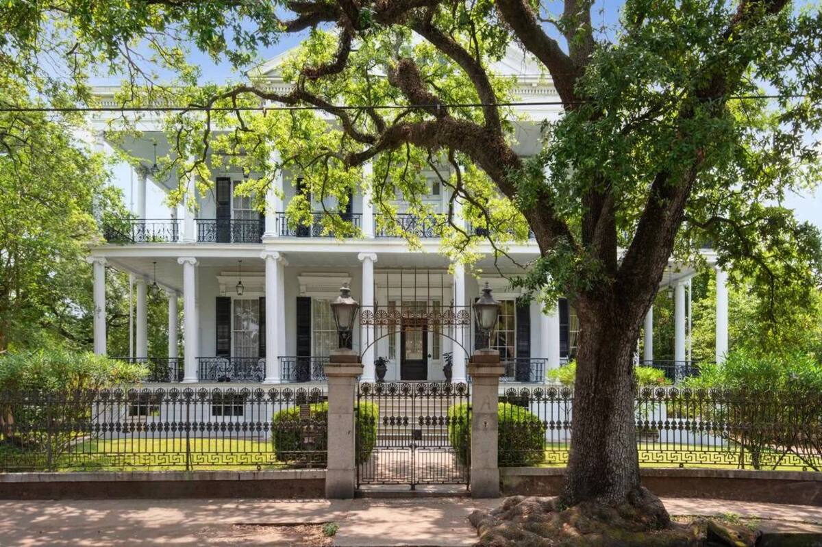 Buckner Mansion