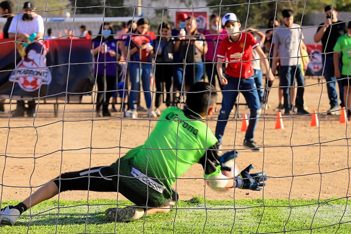 Celebra Cimarrones de Sonora su Festival del Futbol