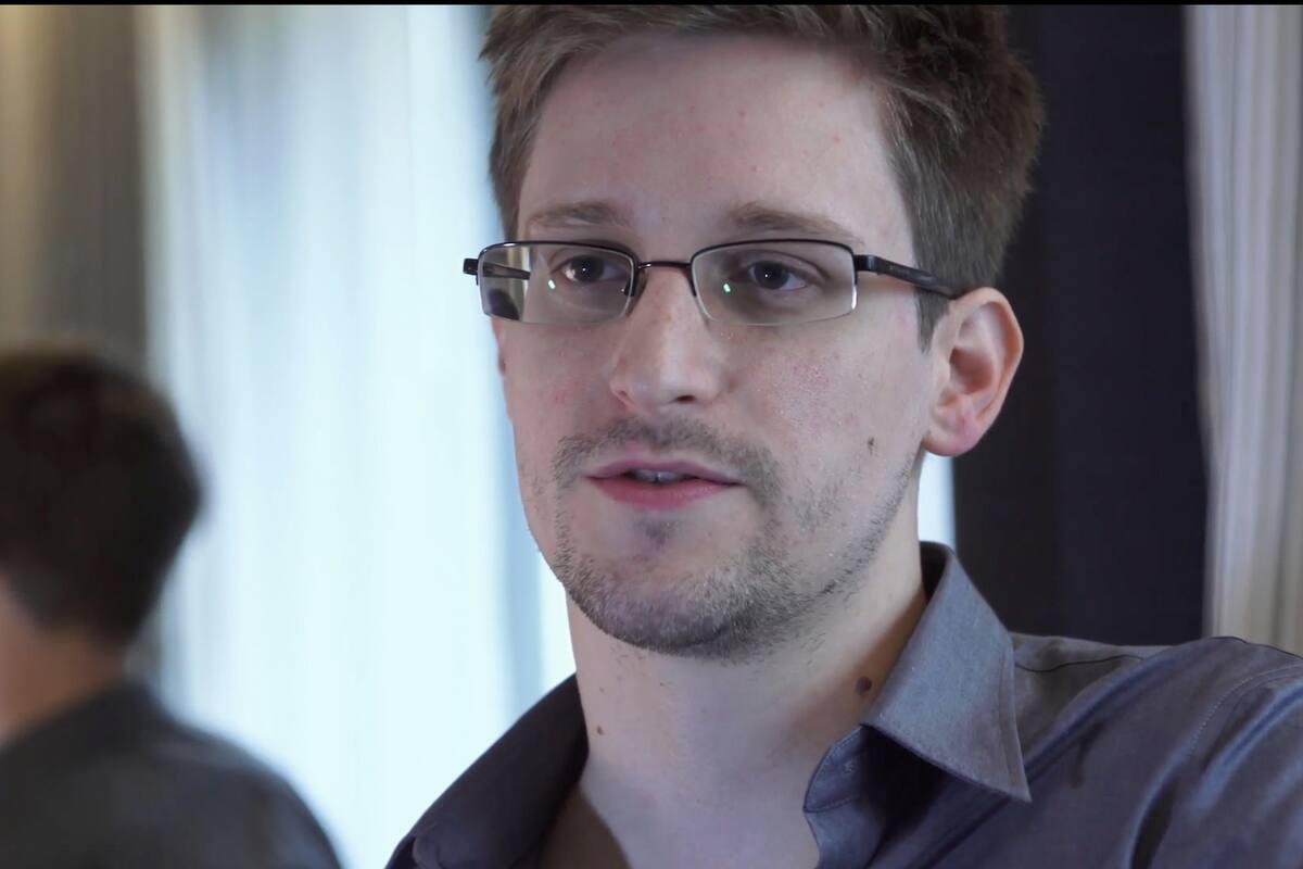 Pegasus: Edward Snowden pide que se cancele venta de software de espionaje