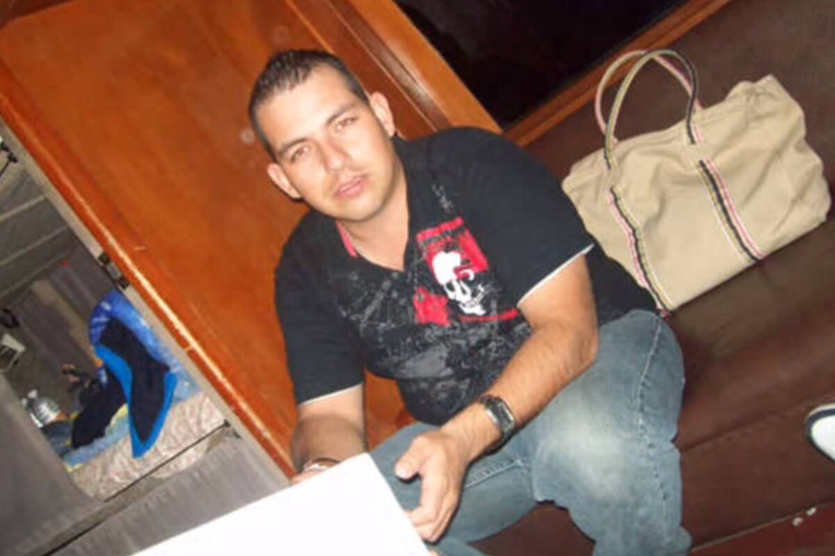 Hallan muerto en su casa a exvocalista de la Banda Guasaveña, de Valentín Elizalde