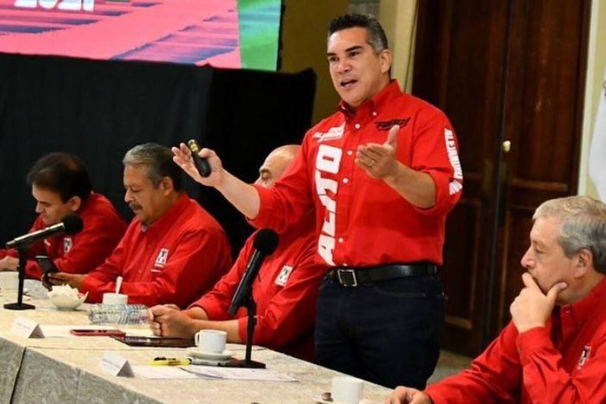 Alianza Va por México desconfía del PRI y alista "código de ética", reporta El Financiero