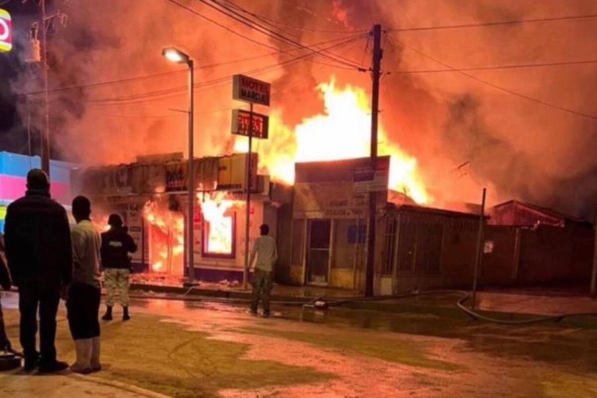 Incendio acaba con casa y farmacia en el Golfo de Santa Clara