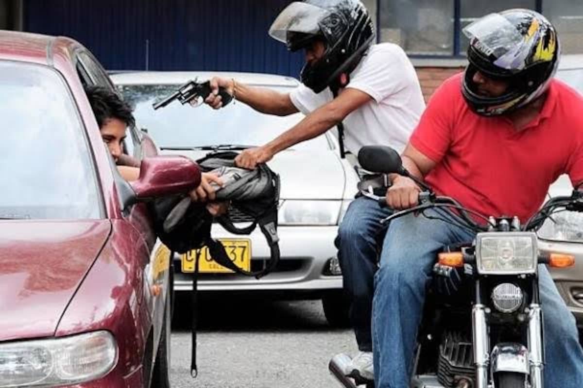 Crímenes cometidos en motocicleta aumentan 80% en CDMX; advierten sobre descontrol ante falta de regulación