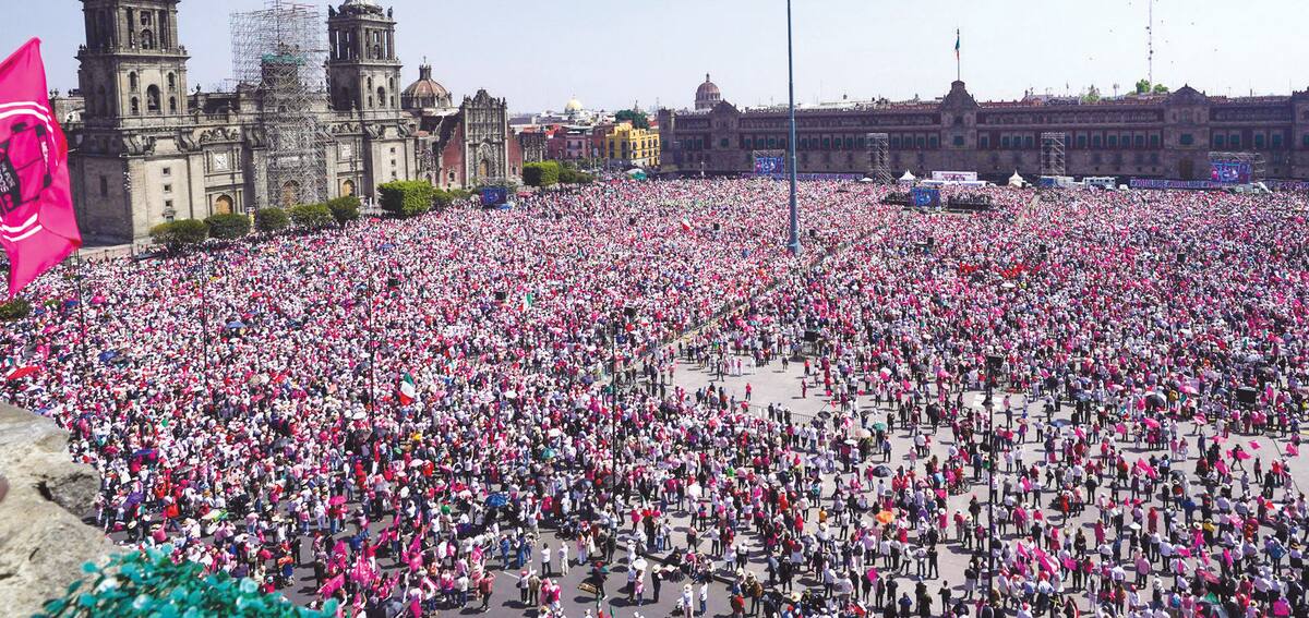 Una multitud participó ayer en una marcha convocada por organizaciones ciudadanas para exigir que se respete la autonomía electoral en las próximas elecciones generales. FOTO: AGENCIA REFORMA