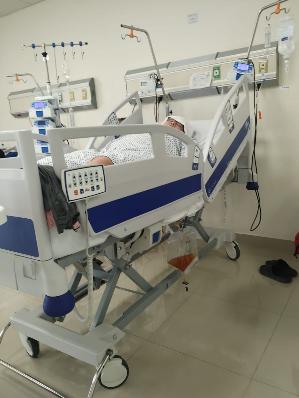 El papá dijo que la menor presenta síntomas, pero el personal médico del Hospital General de Tijuana de la Zona Este todavía no lo confirma, pero tampoco le ha hecho la prueba. Foto: Khennia Reyes