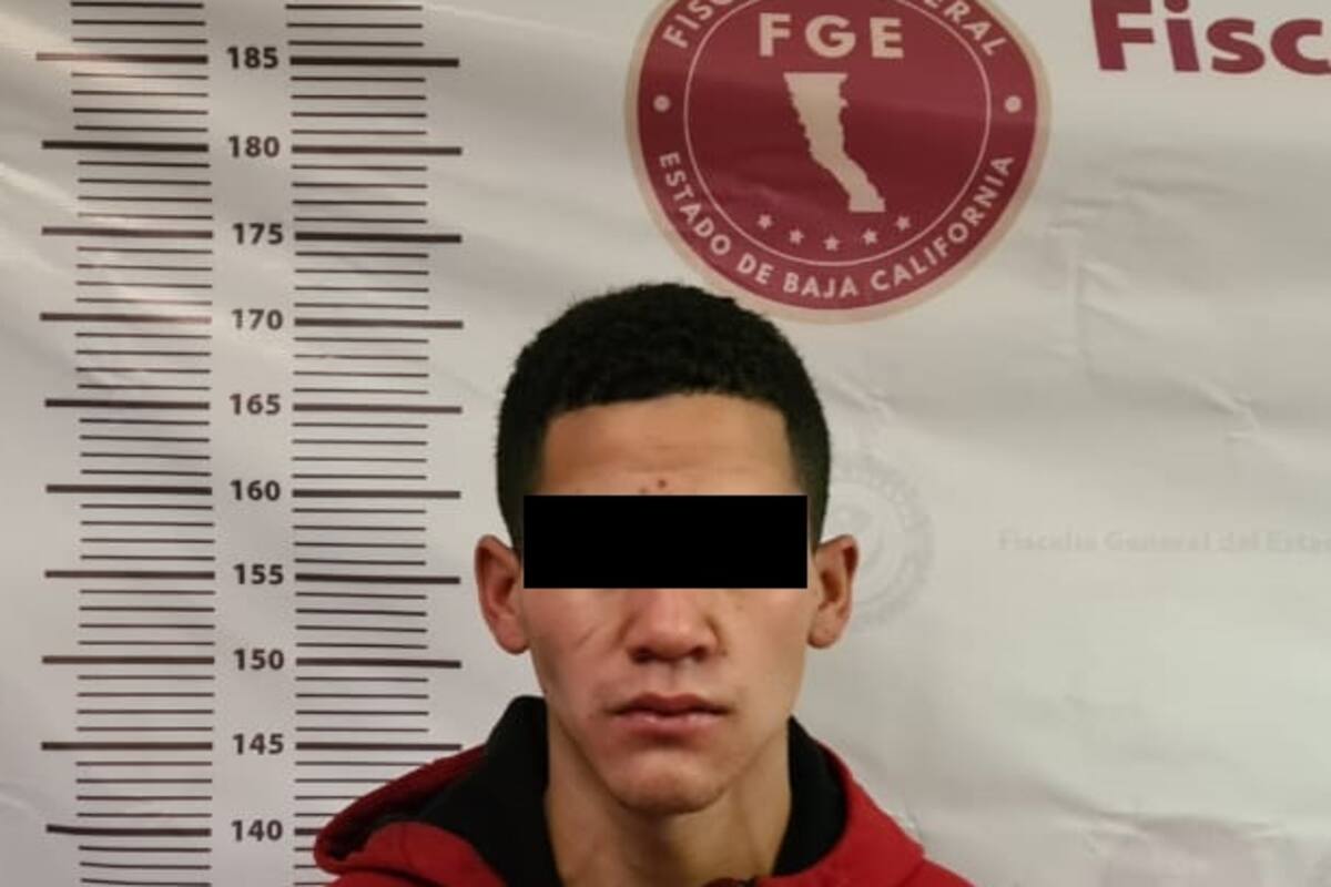 Detiene FGE a tres sujetos por delitos contra la salud