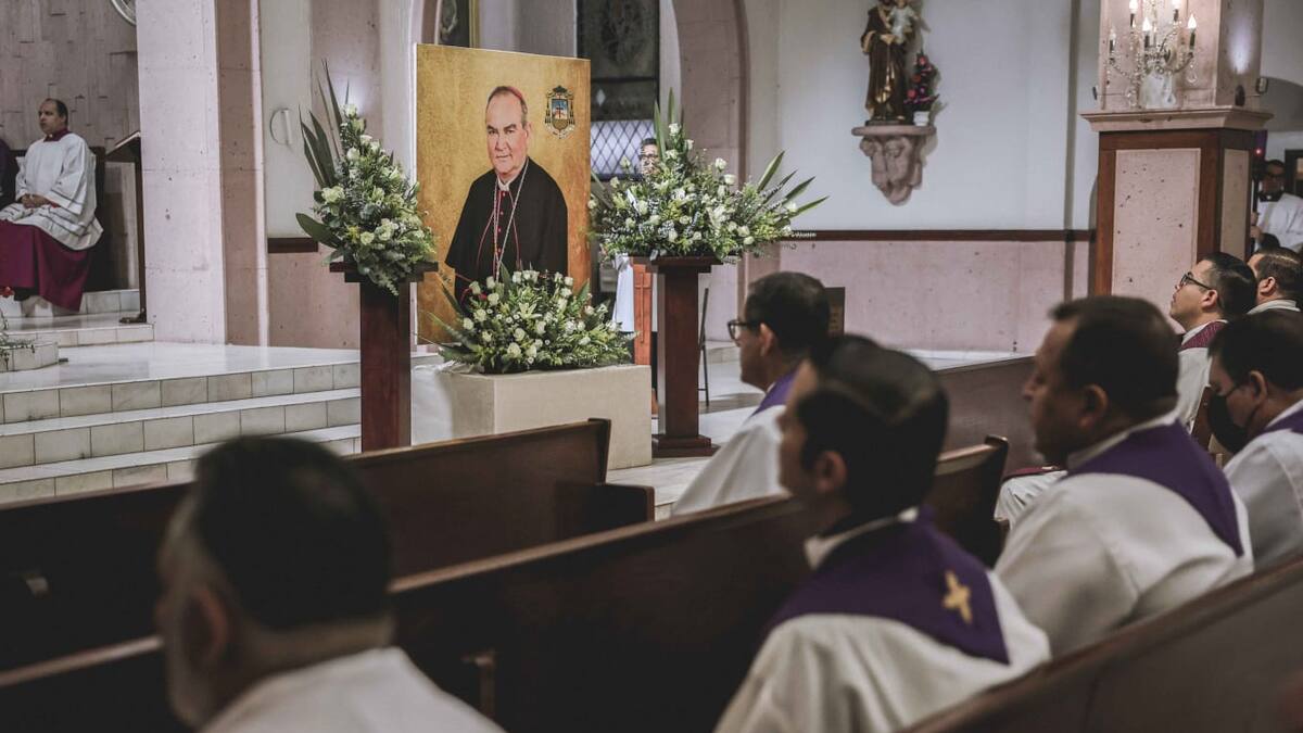 Realizan misa por segundo aniversario luctuoso de Mons. José Isidro Guerrero, exobispo de Mexicali