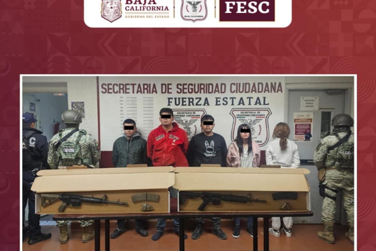 Decomisan armas largas y detienen a cinco personas en Mexicali