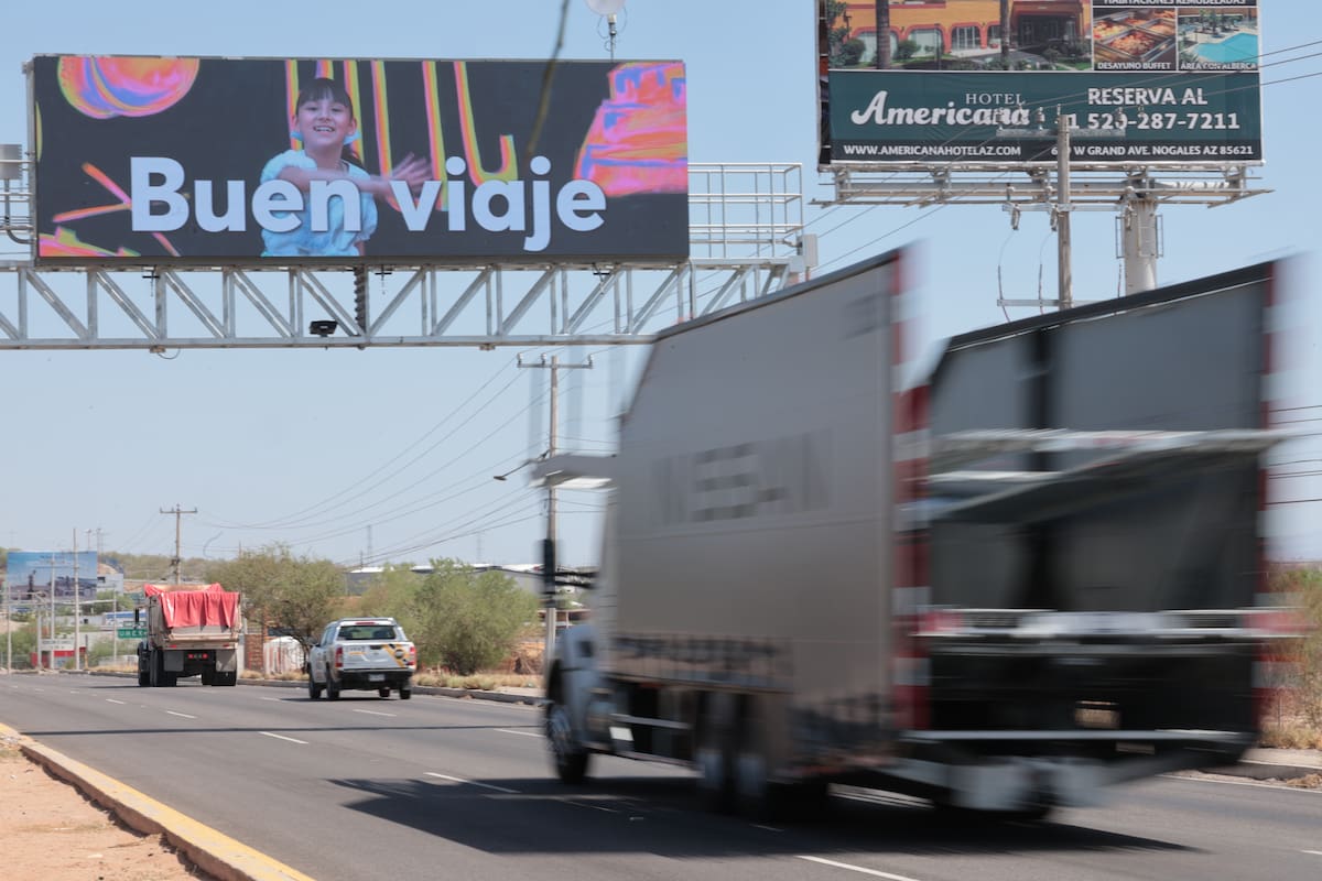 Automovilistas cuestionaron la legalidad de las “foto multas” en Hermosillo, mientras otros usuarios defendieron la medida por el exceso de velocidad en la ciudad. FOTO: BANCO DIGITAL GH