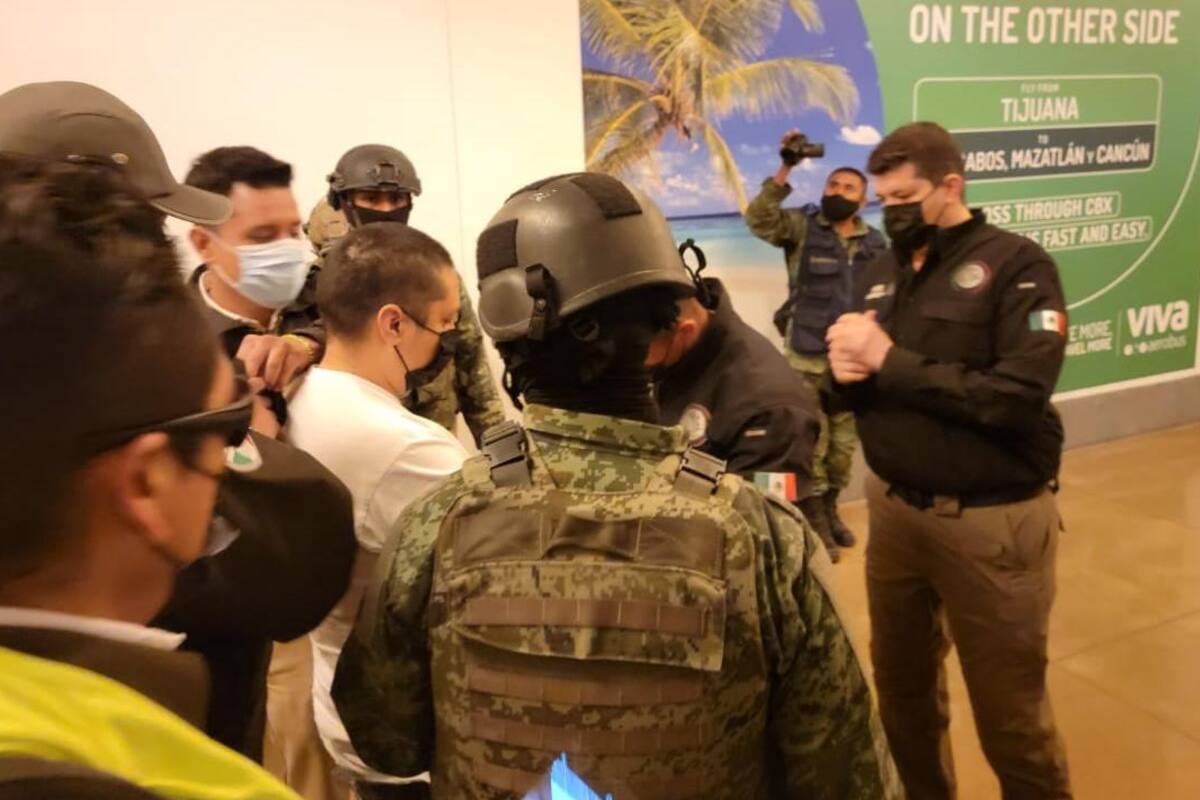 Entregan a 'El Huevo' a Estados Unidos a través de la frontera con Tijuana