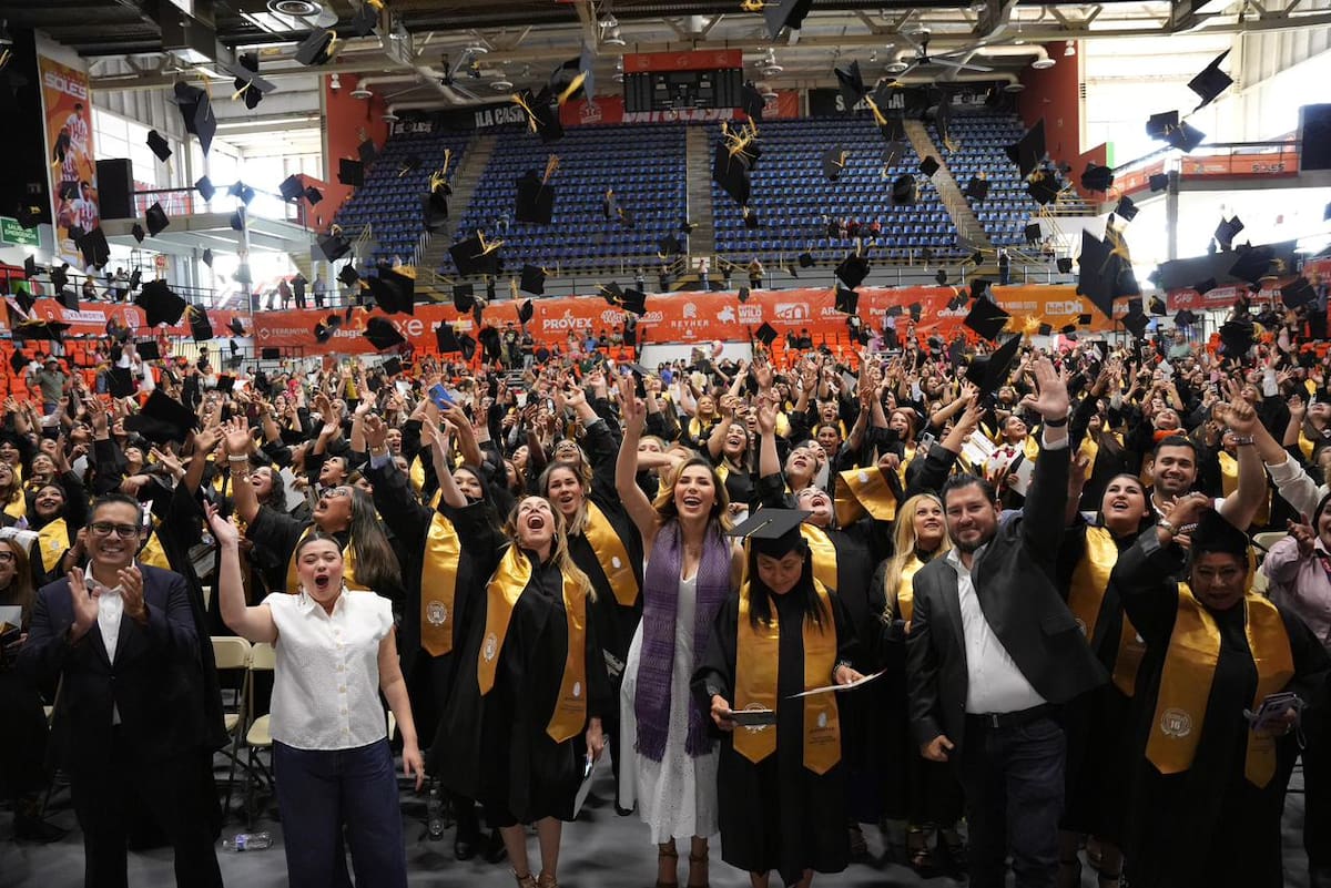 Tarjeta Violeta consolida una política social que transforma vidas a través del acceso a la educación Foto: Cortesía
