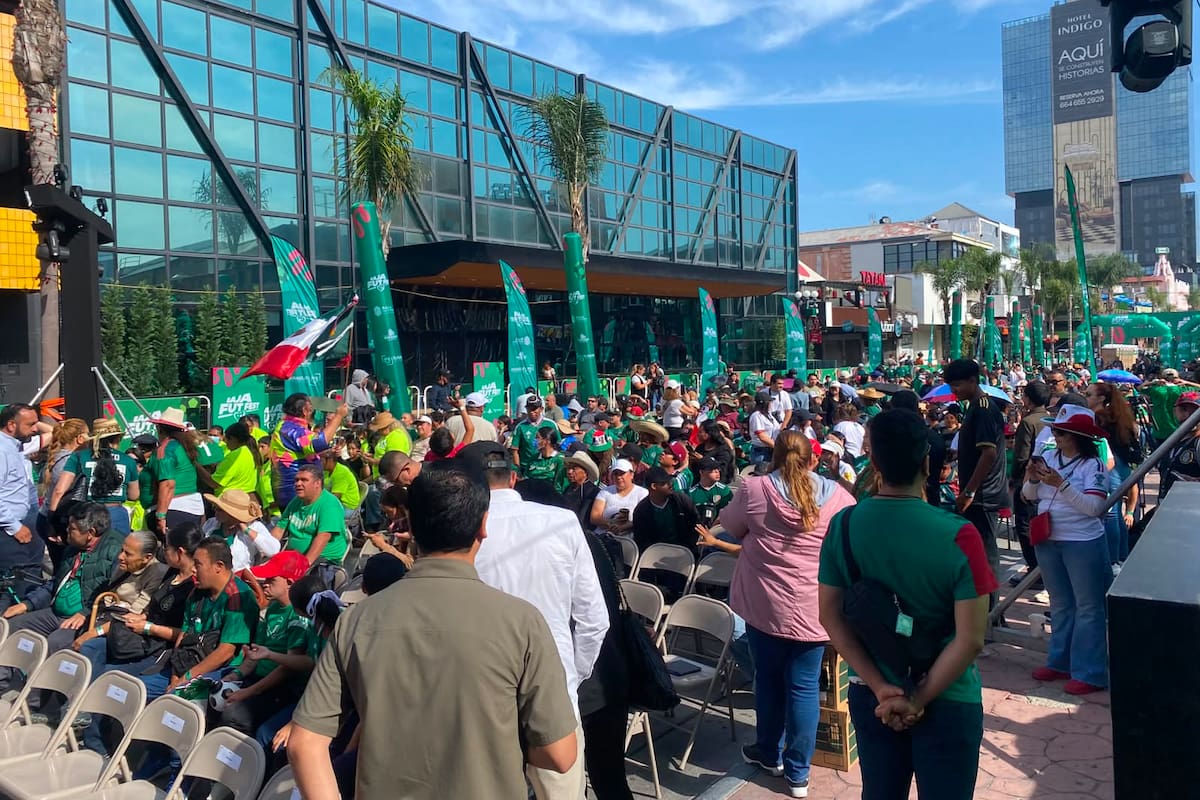 Se alistan tijuanenses para el partido inaugural del Mundial de la FIFA 2026 en la avenida Revolución