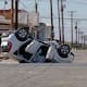 Vuelca camioneta tras choque en la colonia Pueblo Nuevo de Mexicali; una persona resulta lesionada
