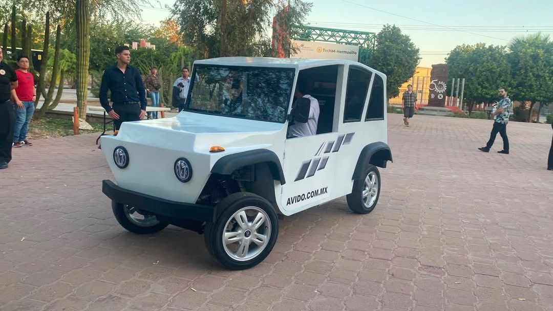 Alumnos del Tecnológico Nacional de México (TecNM) Campus Hermosillo presentaron el prototipo funcional de “Avido”. | Foto: cortesía