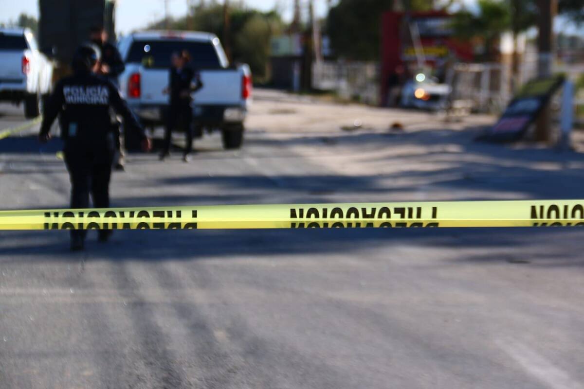 Tiran cuerpo cercenado en calles de San Felipe