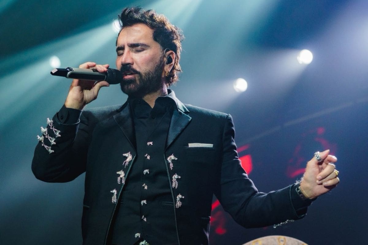 Alejandro Fernández es operado de emergencia y manda mensaje a sus seguidores en redes sociales ¿Qué le pasó a “El Potrillo”? | Instagram @alexoficial