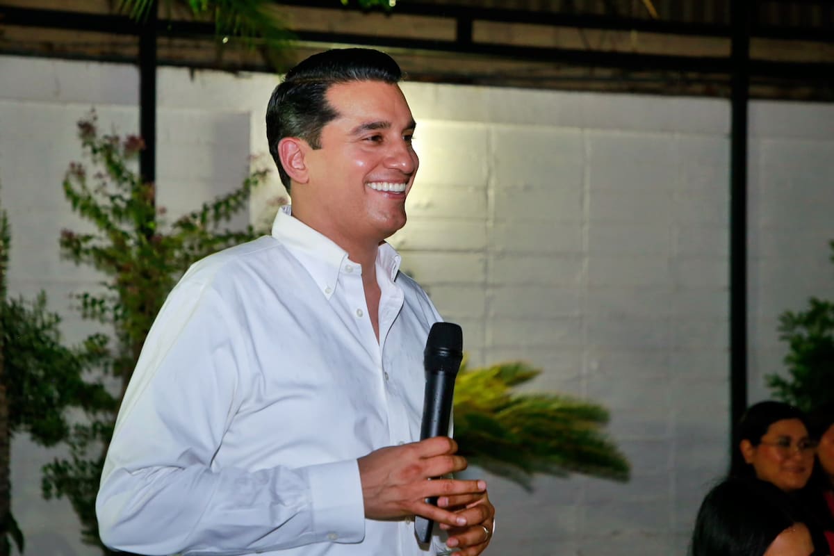 Froylán Gámez recorre Las Minitas y suma más de 115 reuniones para conocer las necesidades de colonias y localidades de Sonora