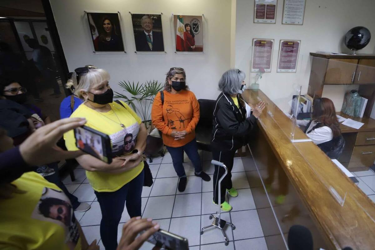 Piden madres buscadoras les devuelvan lonas