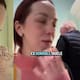 Mujer visita muestra sobre los aromas de María Antonieta y se vuelve viral