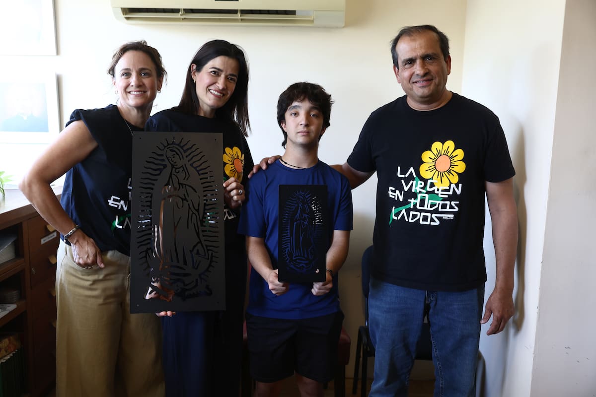 En la gráfica acompañan a Alejandro Olivares, Erika Gutiérrez de Lamadrid, Sara Gruel de Landgrave y Mateo Landgrave Gruel.