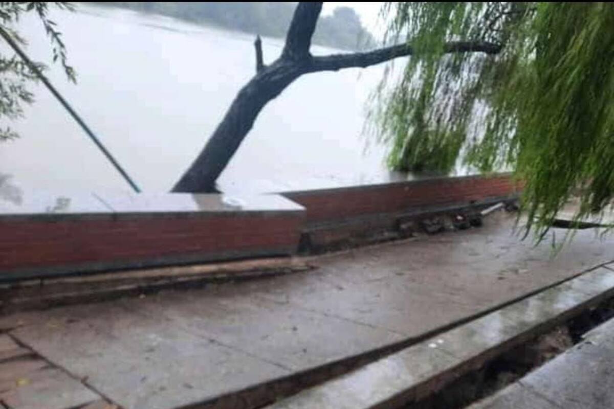 Colapsa malecón reciente entregado en Macuspana, Tabasco