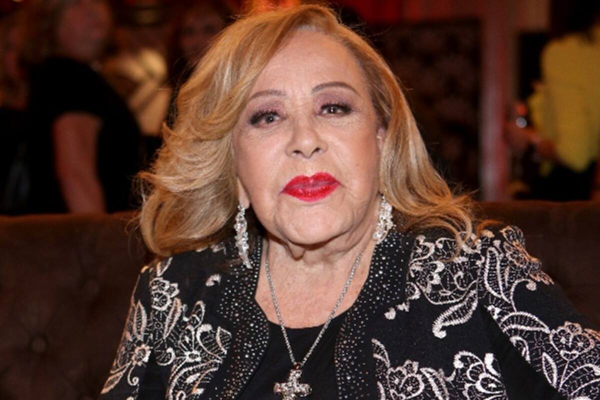 Silvia Pinal confiesa haberse operado para “levantar la nalga”